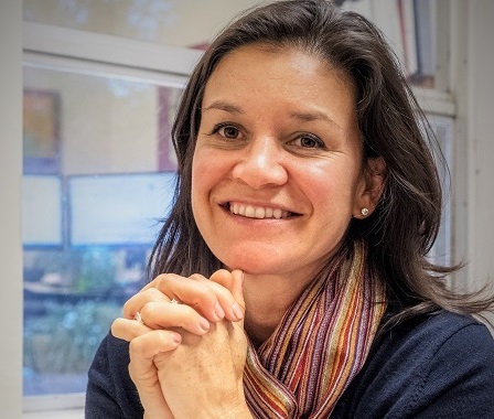 De La Cruz Head Shot resize 2