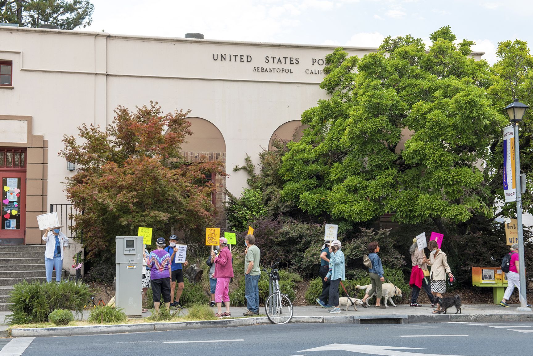 second photo signs Sebastopol PO