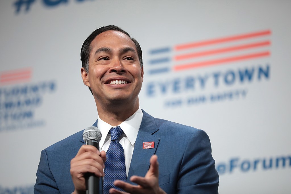 1024px Julian Castro 48589533716